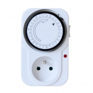 GETI zásuvka spínací týdenní WF1 mechanická